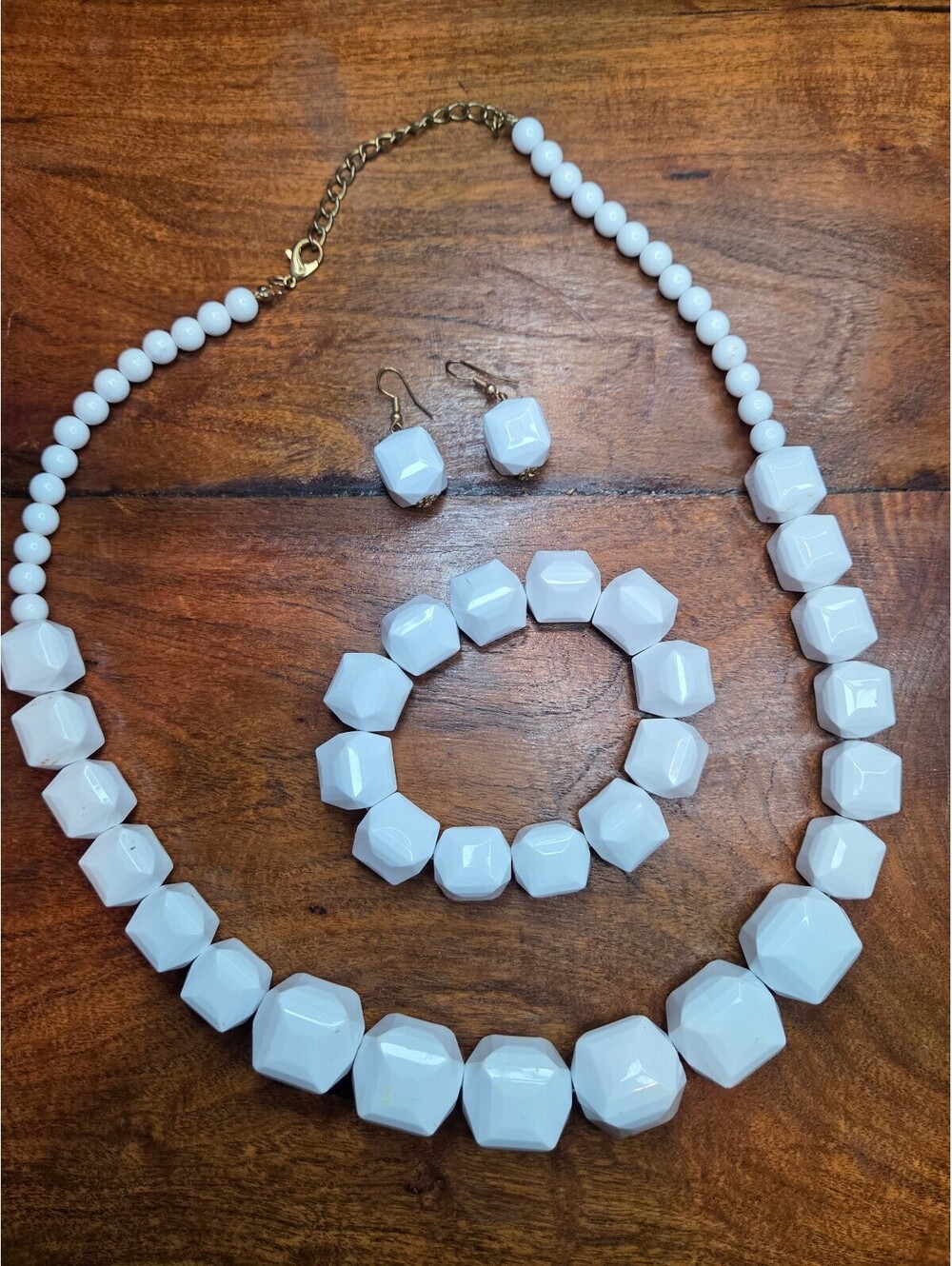 White Geometric Beaded Necklace, Bracelet and Earrings Set